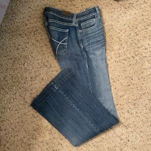 Womens size 26R ariat jeans.